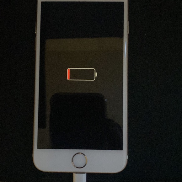 iPhone 6s - Picture 4 of 4